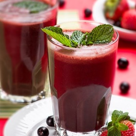 Acai smoothie s ovocím